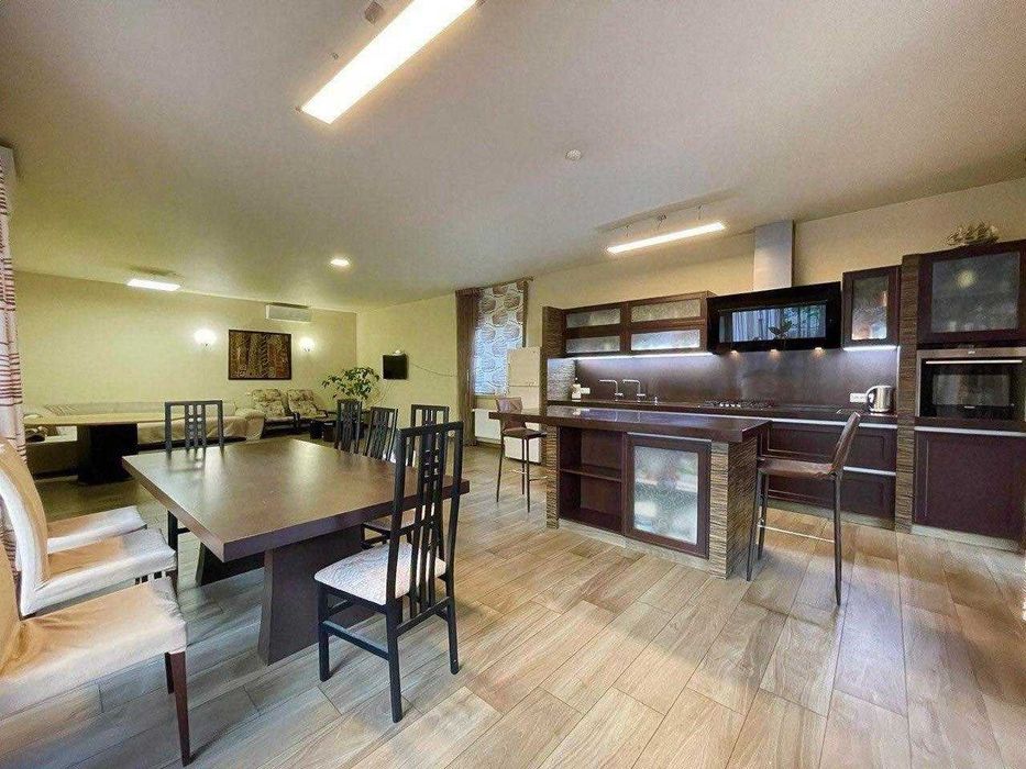 Дом с жилым подвалом 18 соток Свой парк 3 мастер спальни Б Фонтан