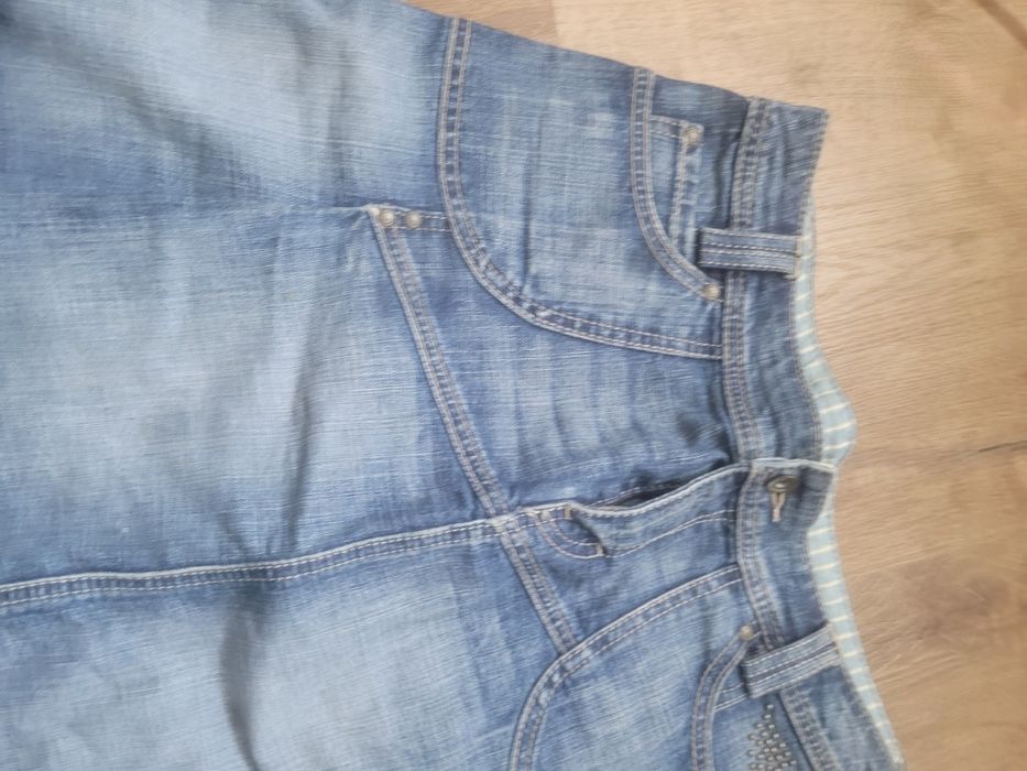 Spódniczka dżinsowa damska, szer.w pasie43cm.