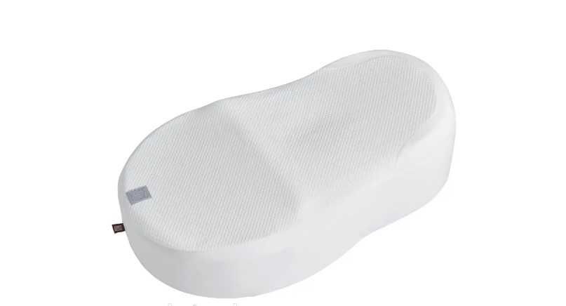 Кокон  для немовляти - незамінний помічник для батьків