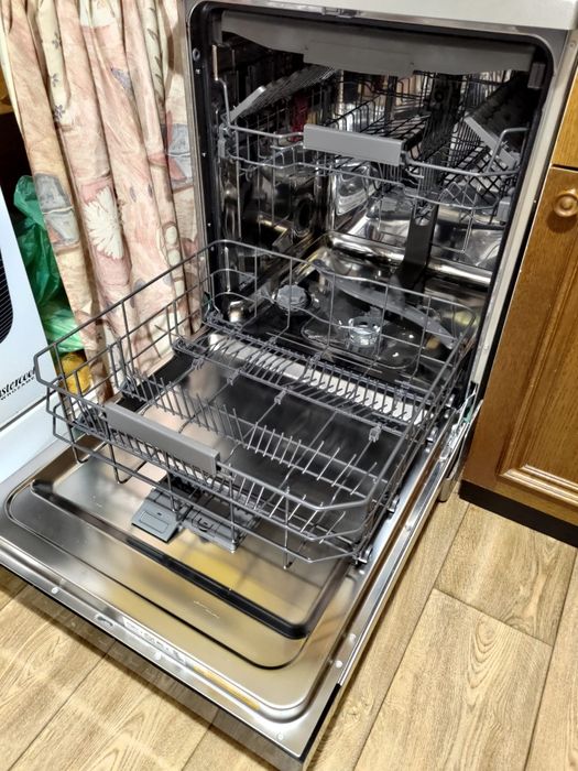 Zmywarka Whirpool WFC 60cm wolnostojąca