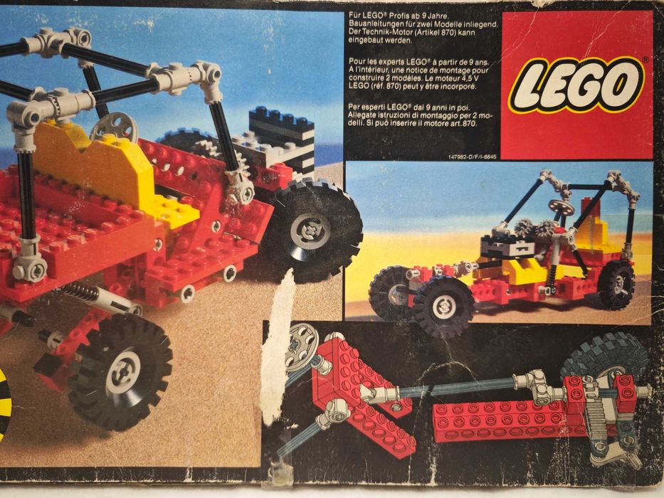 Lego Technic 8845 "Dune Buggy"; 1981; [139]