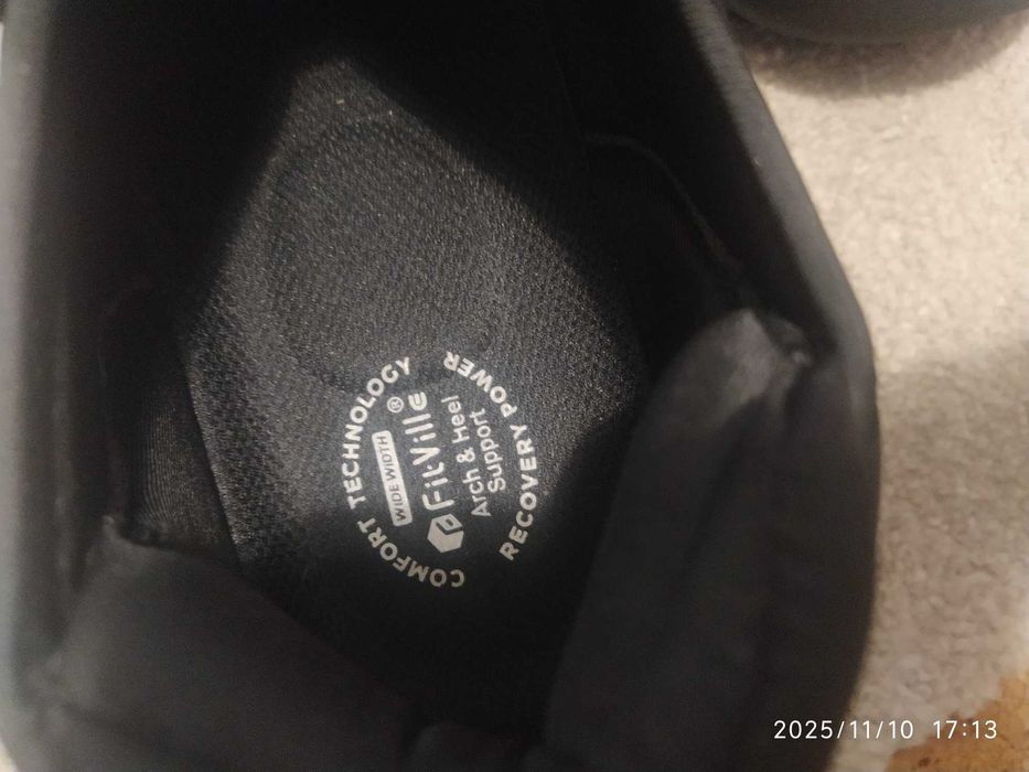 Vendo sapato CONFORT TECHNOLOGY na cor preta, número 50.