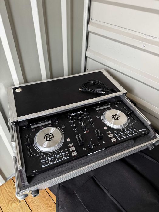 Konsola DJ_ Numark MTPro3_ + dedykowany case