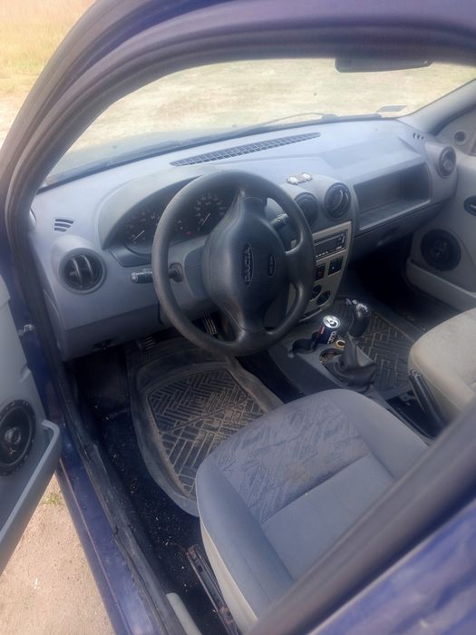 Dacia Logan 1.4 2008 rok