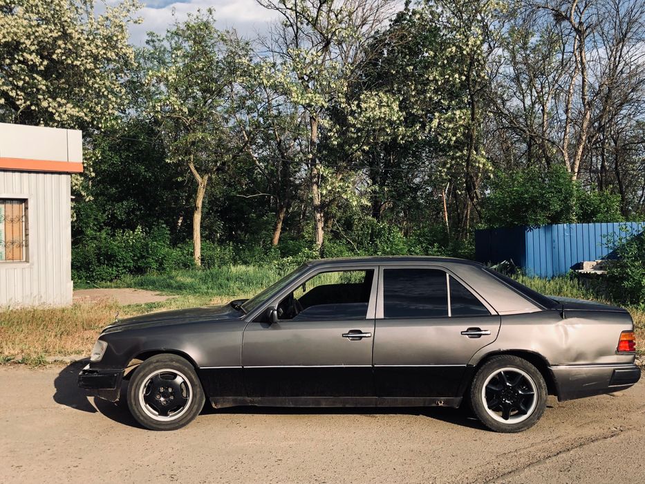 Mercedes Benz 124 продам