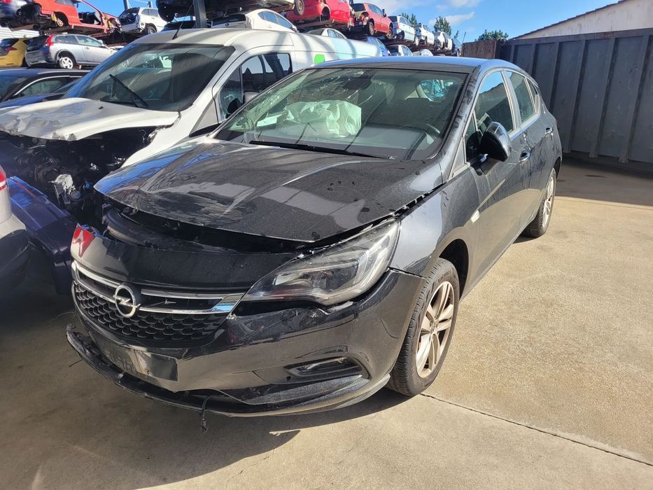 Opel Astra K 2017 para peças