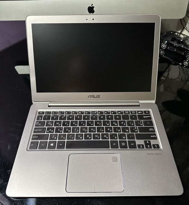 Ноутбук Ультрабук Asus Zenbook i5-8250(1.6-3.4 ГГц)DDR4 8GB/ SSD 512GB