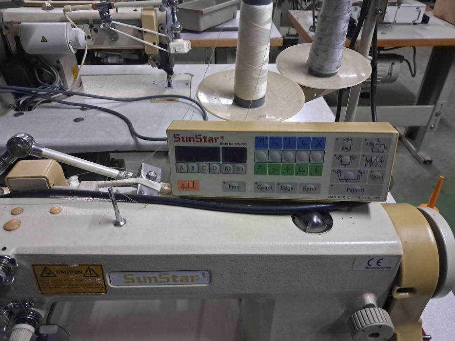 Máquina de ponto corrido