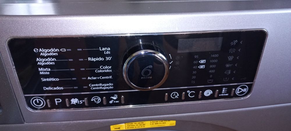 Maquina roupa whirlpool  Impecável