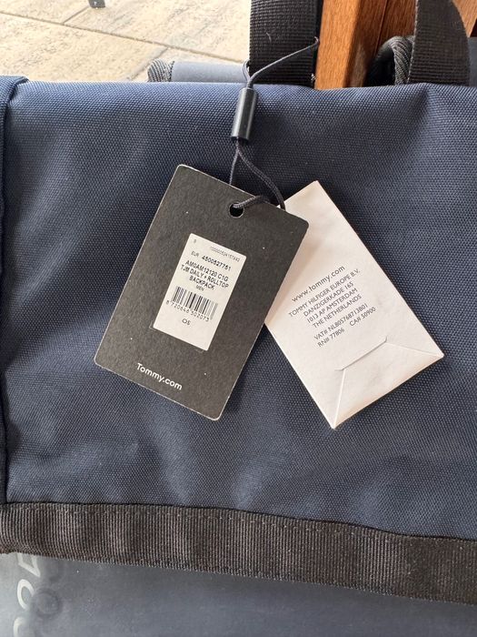 Plecak Tommy Hilfiger granatowy