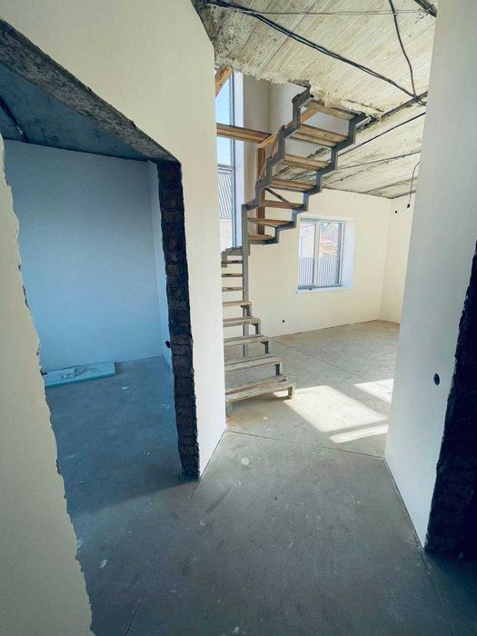 Продаж дуплексу, локація Бучми!