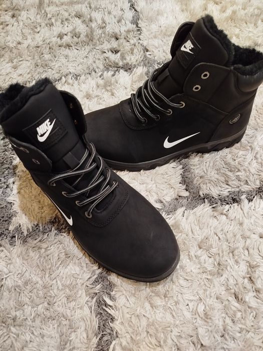 Nowe zimowe buty męskie.