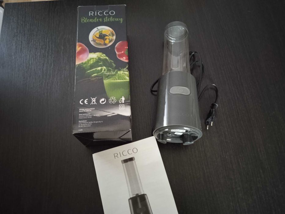 Blender stołowy Ricco, model BL1088-GS, 150 W, nieużywany