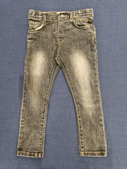 Jeansy chłopięce Zara, rozm. 104