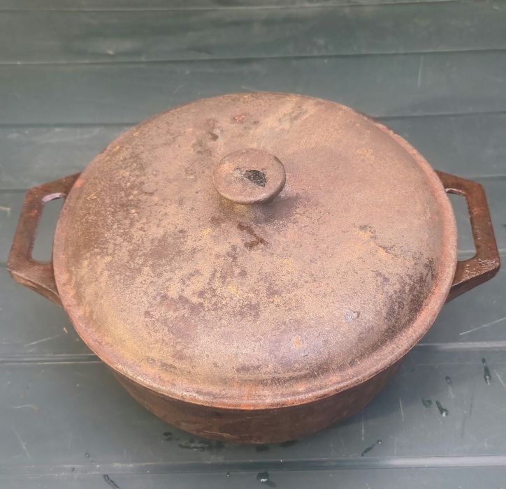 Tachos antigos em ferro