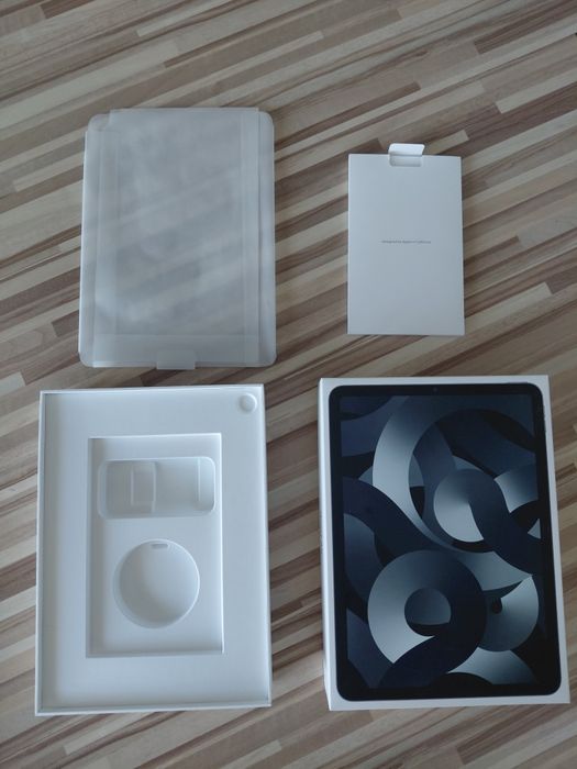 Oryginalne pudełko iPad Air 5 gen 64GB – komplet + instrukcja
