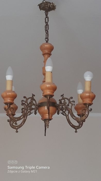 Lampa   sufitowa  ,  żyrandol