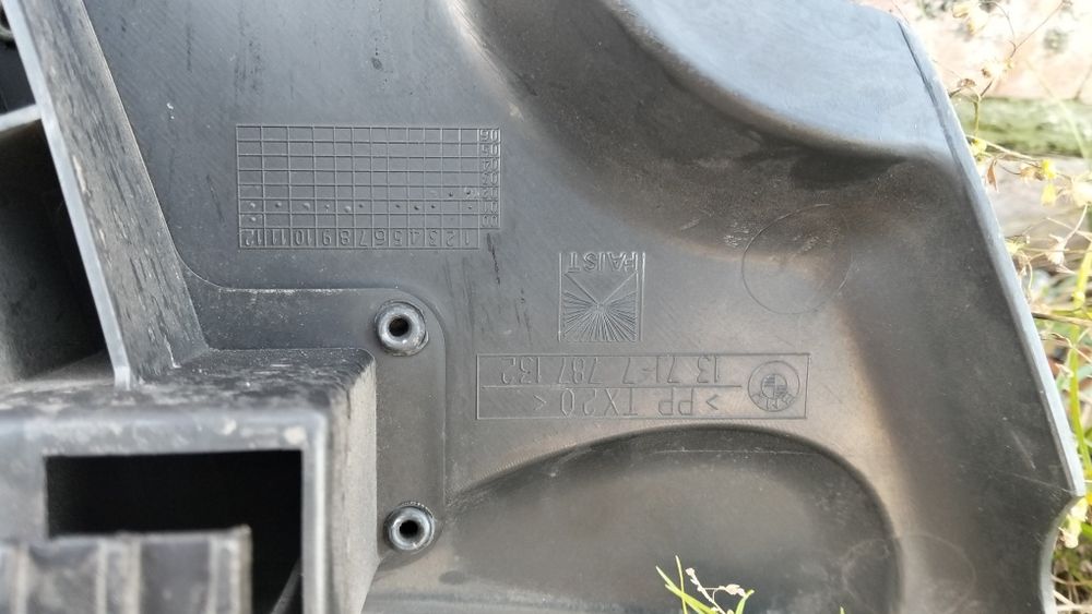 Кришка двигуна BMW E46 M47N