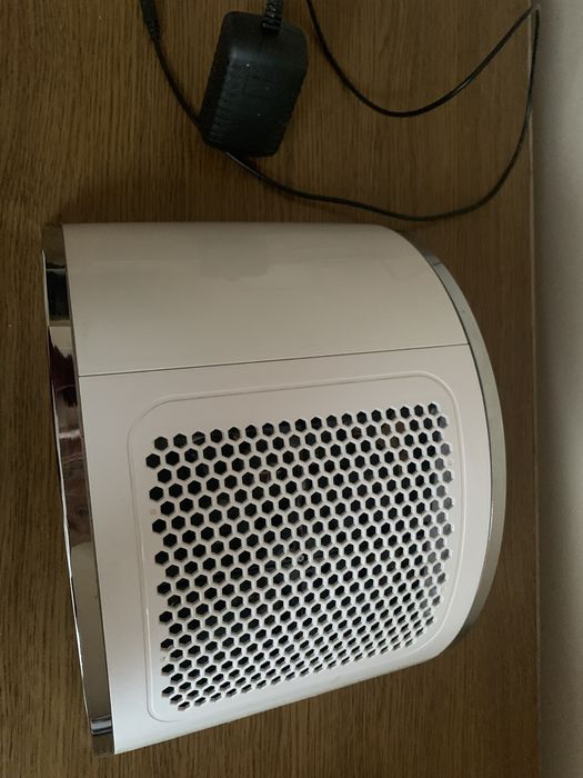 Витяжка для манікюру