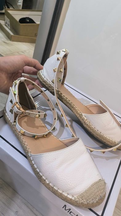 Białe espadryle 37 na lato