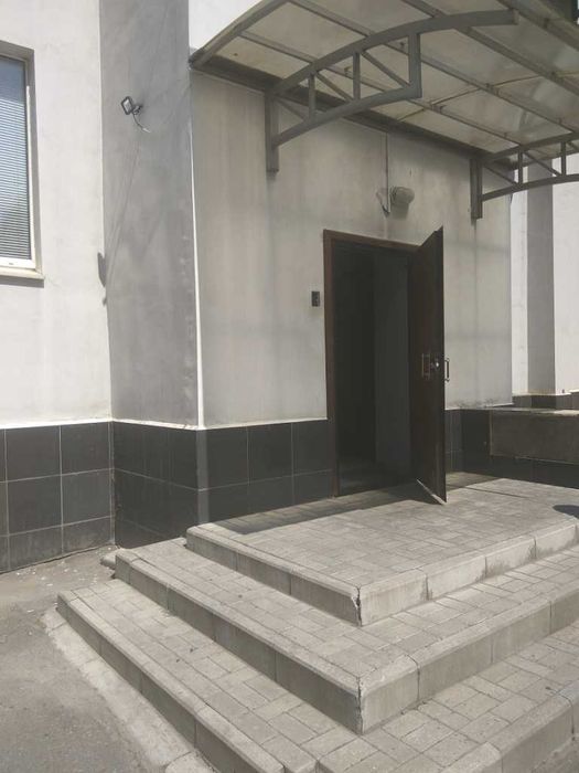 Здам в оренду офісне приміщення в Центрі.