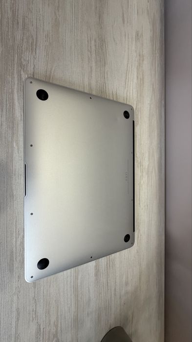 MacBook Air 2017 13-inch 128 ГБ