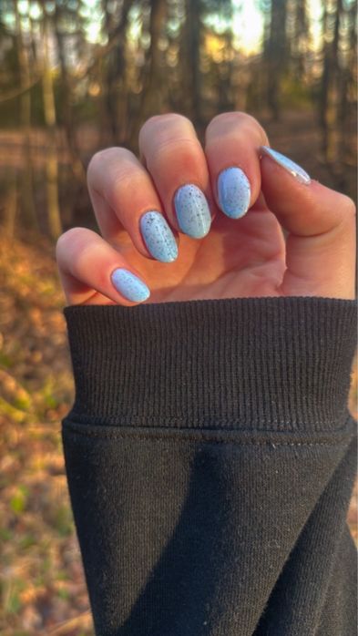 Modelki na paznokcie – hybryda / żel na naturalnej płytce