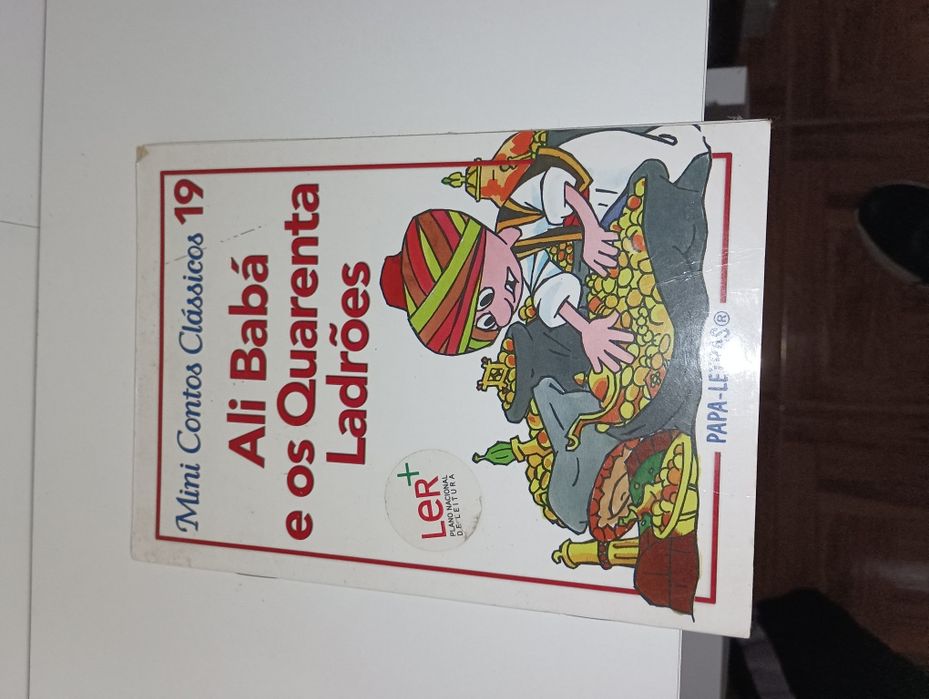 Livros crianças pequenas