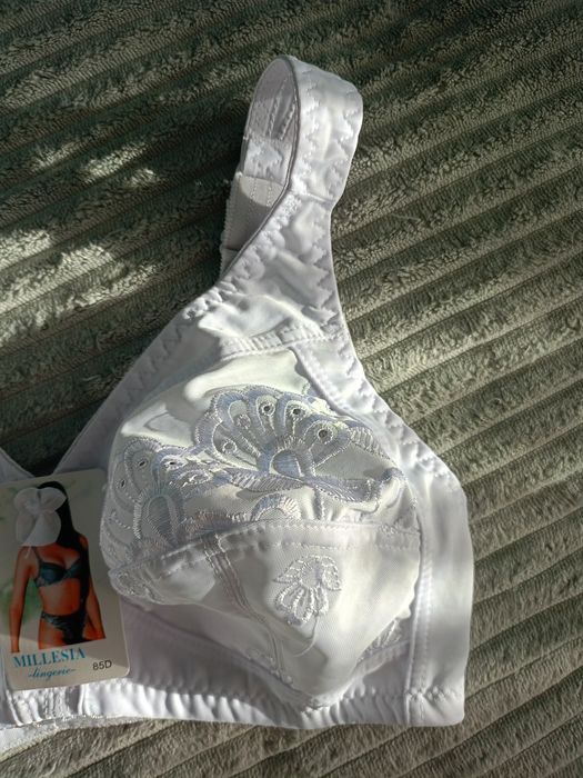 Sprzedam nowy biustonosz