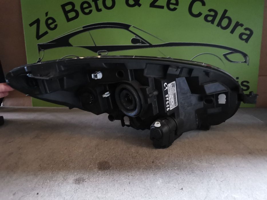 CITROEN C1 FAROL ESQUERDO - FF506