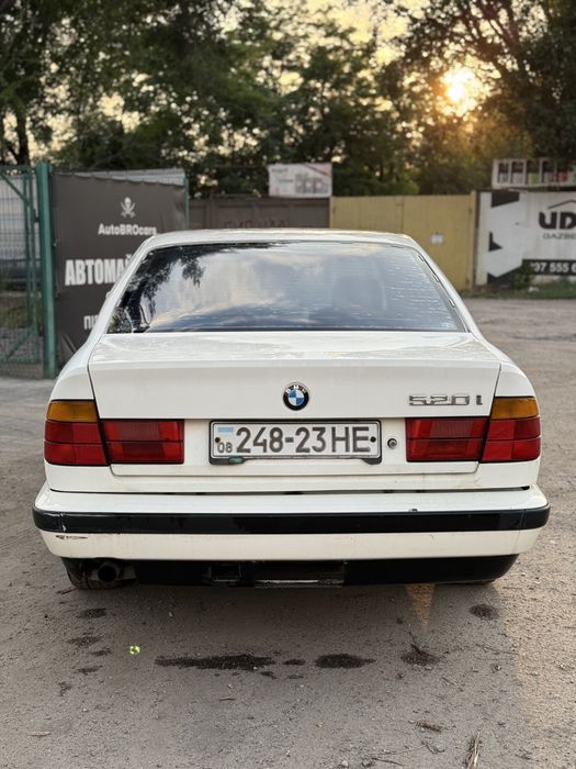 BMW E34  m50B25