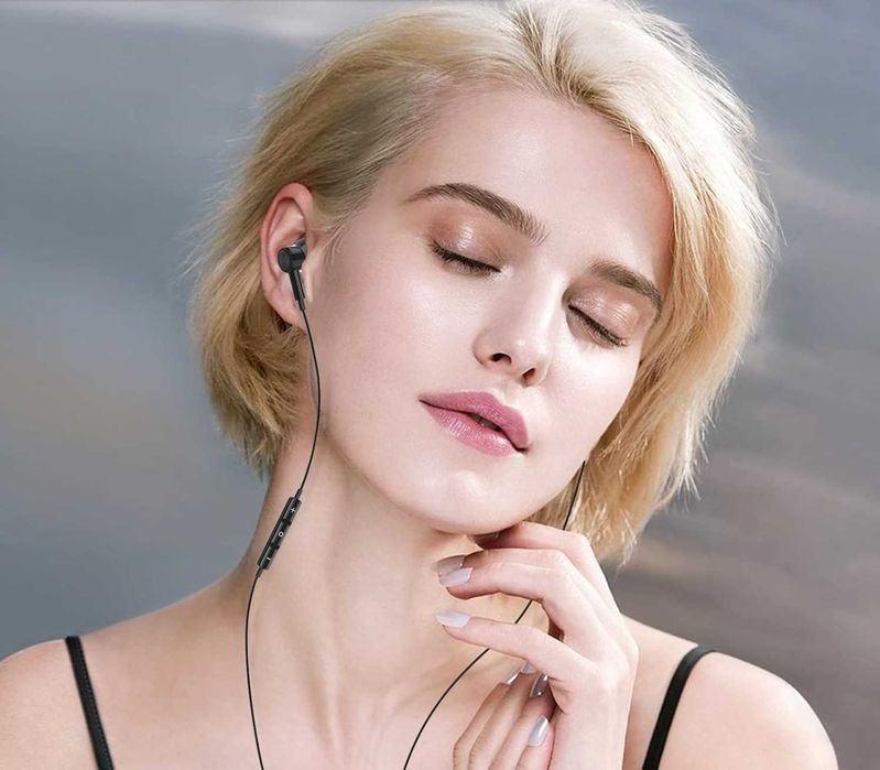 Słuchawki douszne z mikrofonem USB-C do telefonu tabletu magnes etui