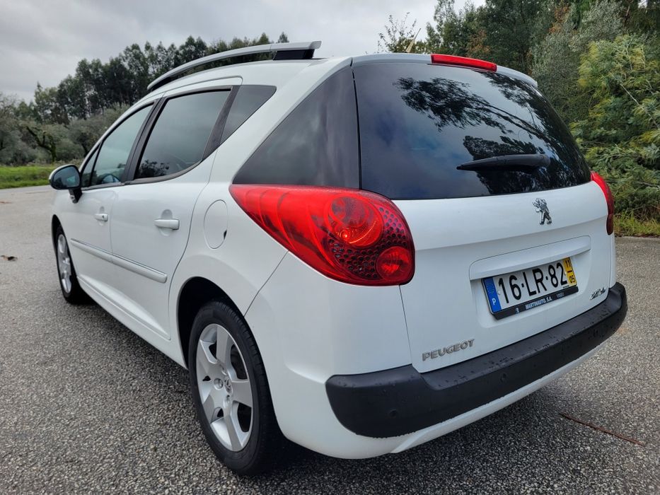 Peugeot 207 SW 1.6Hdi Tecto Panorâmico