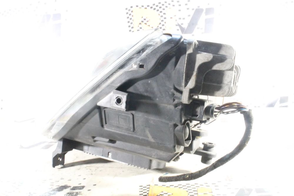 Ótica / farol esquerda SEAT Leon (5F1)