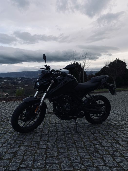 Voge 125r ( ainda com garantia!!!)