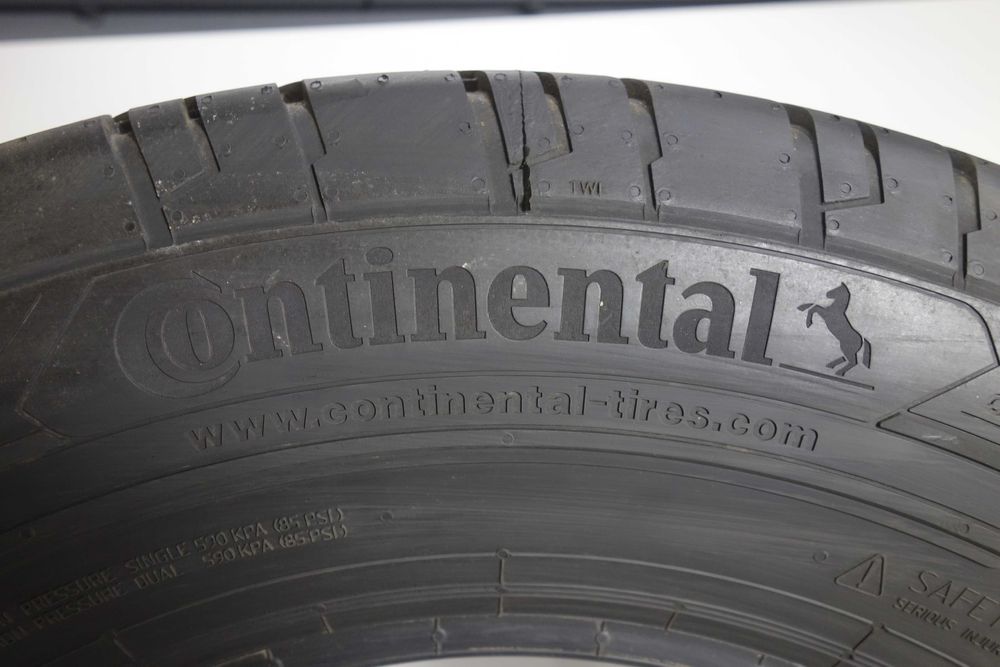 Opony letnie 205/75/16C - CONTINENTAL Conti Van Contact 200