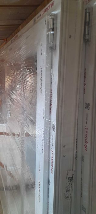 Вікно металоплпстикове  aluplast 1300x1400