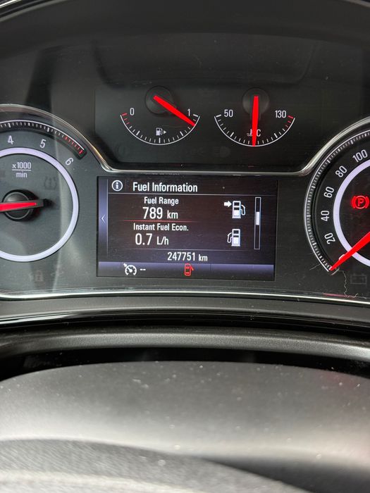 Opel Insignia 1,6 cdti