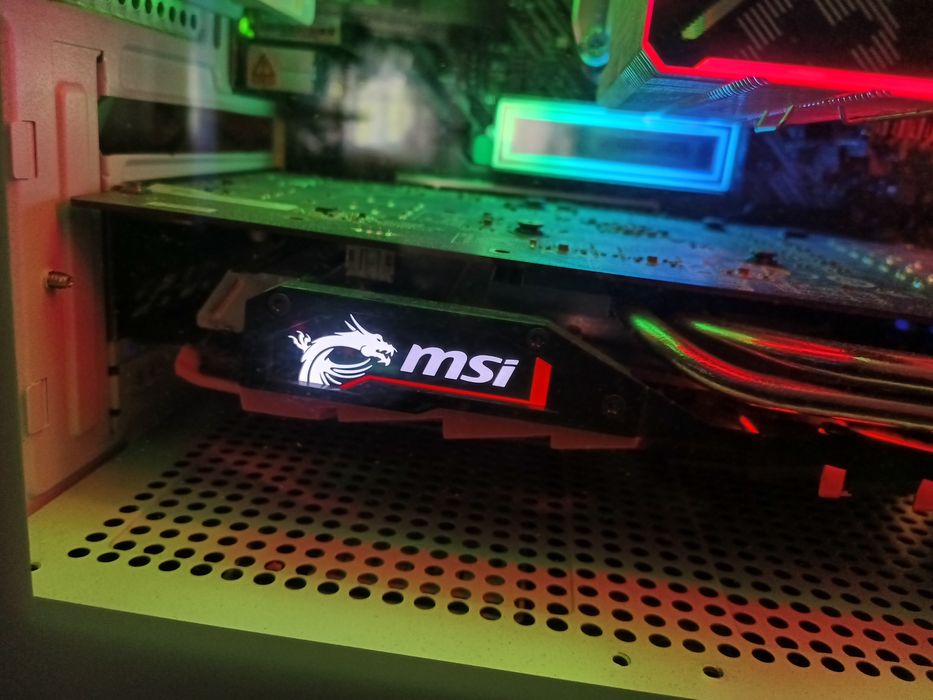 Хороша бюджетка RX 470 8gb msi