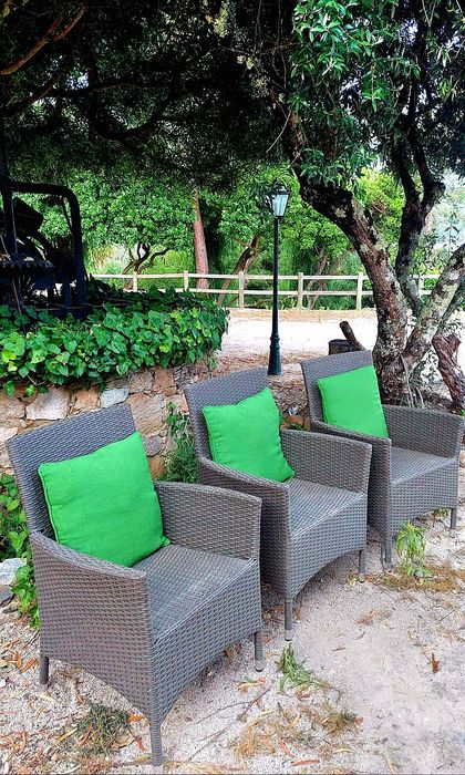 Campanha Verão Jardim, mesas, cadeiras, sofás, chapéus sol e mais