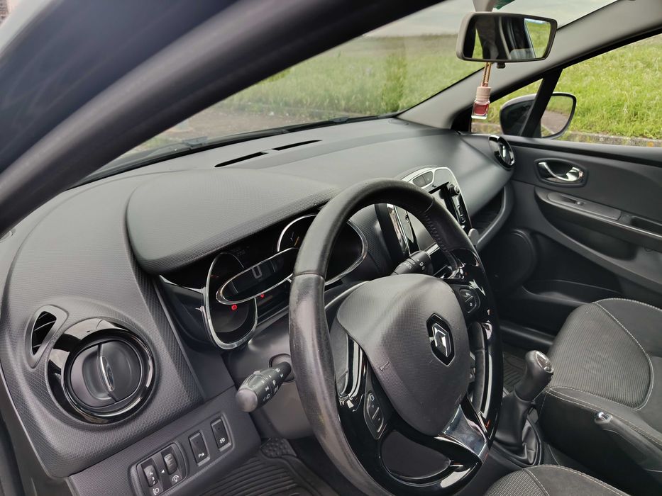 Renault Clio tourer
