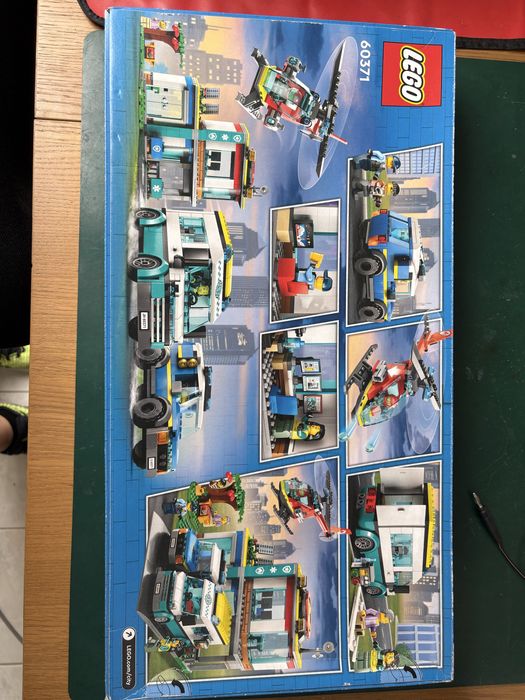 Lego City veiculos de emergencia 60371 novo nunca aberto