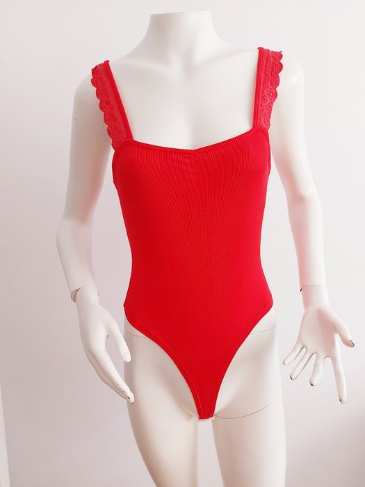 Body nowe czerwone na ramiączka r. XS/S