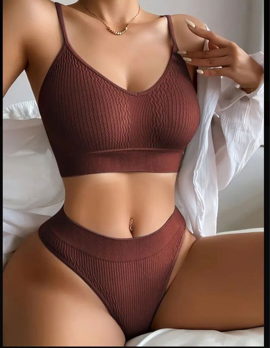 Жіночий комплект нижньої білизни М