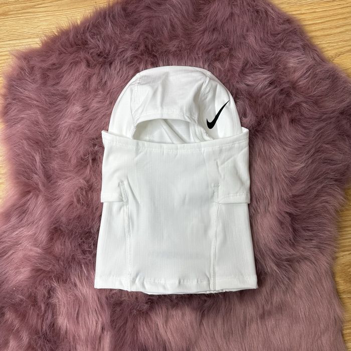 Балаклава Nike Pro Hyperwarm White Ski Mask