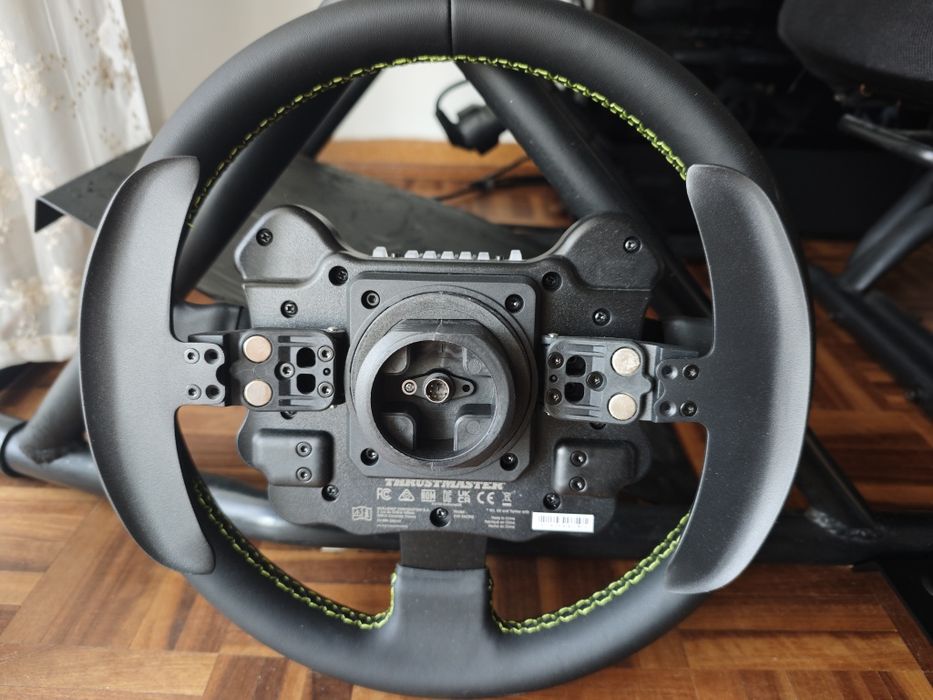 Thrustmaster T300 Ferrari GTE Edition