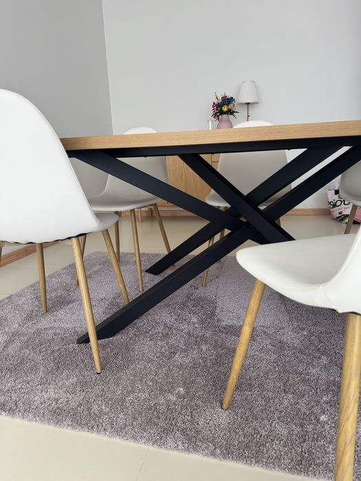 Conjunto mesa com 6 cadeiras