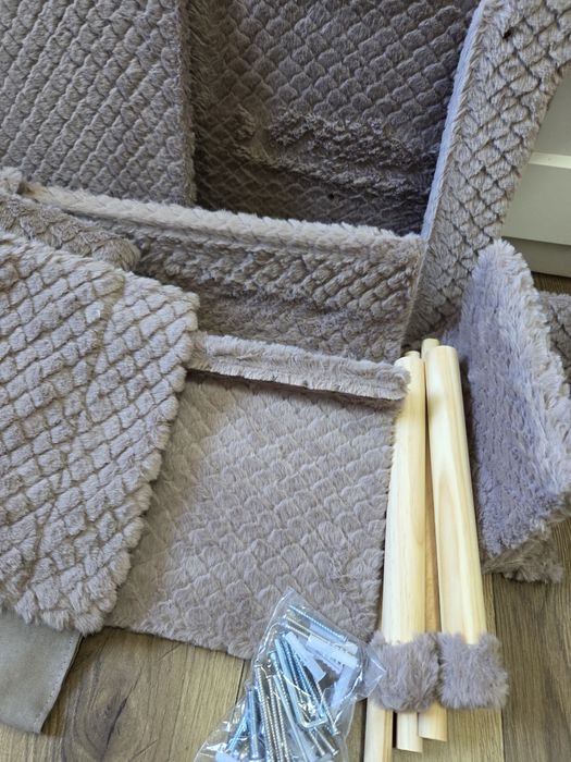 Kerbl Pet ścianka wspinaczkowa Monte Baldo dla kotów,drapak
Podstawa: