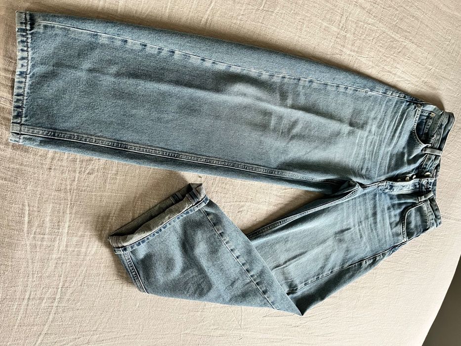 Spodnie Jeansy typu barrel z Massimo Dutti rozmiar 36