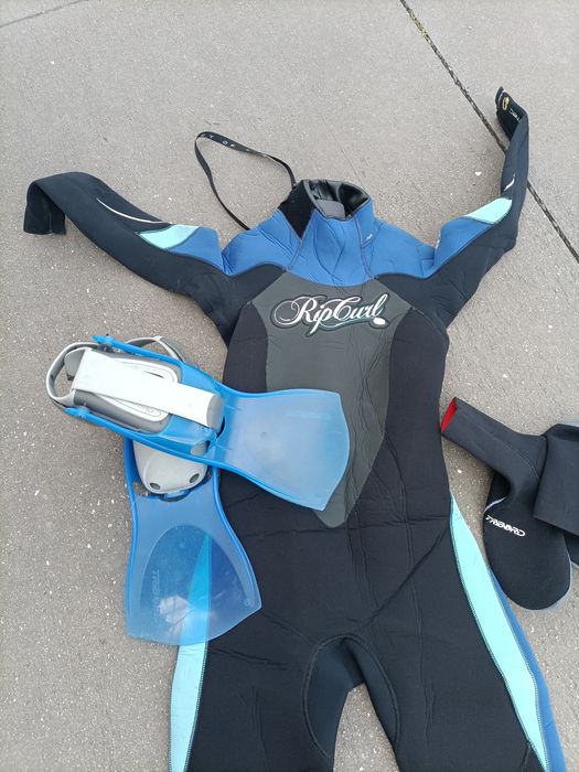 Fato de surf mulher + meias e barbatanas